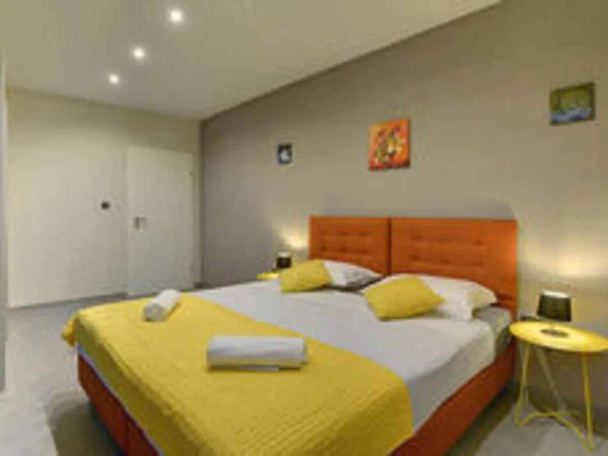 Super Modern Villa With Private Pool Valbandon
